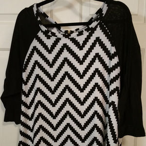 Black and White 3/4 Sleeve Cato Shirt